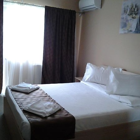 Hostel Nova Route Нэводари Экстерьер фото