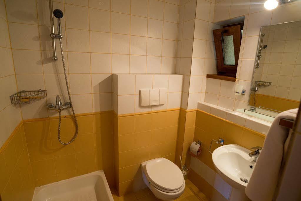 Hostel Nova Route Нэводари Экстерьер фото