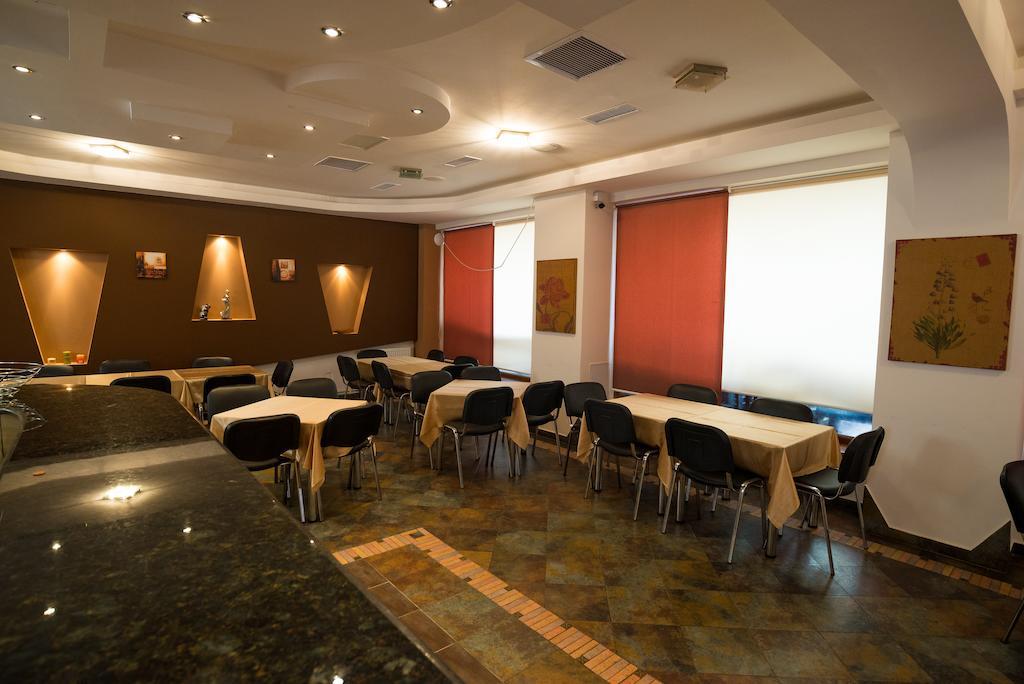 Hostel Nova Route Нэводари Экстерьер фото